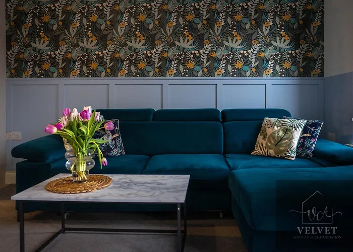 1 Bed House At Velvet Serviced Accommodation Swansea With Free Parking & Wifi - Sa1